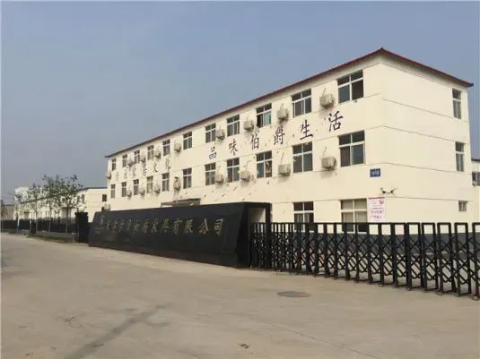 卡贝伯爵携手爱格板 衣柜加工界的品质革命与定制风云再起